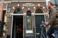 Barney's Lounge 7